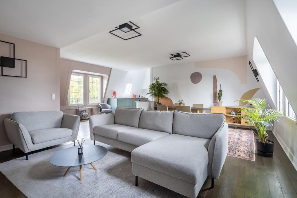 Appartement De 100M2 Dans Un Parc A 20 Mn Du Centre De Paris Garches Exterior foto